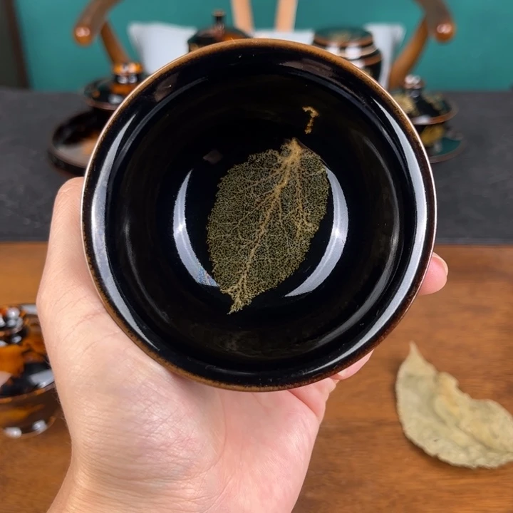 杯木叶天目撇口盏