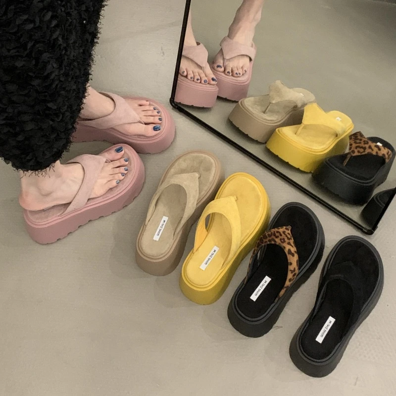 厚底人字拖女夏季外穿2025新款高颜值凉鞋增高松糕底夹脚凉拖鞋潮
