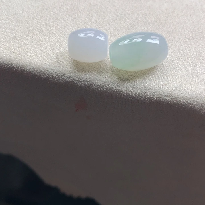 翡翠颈饰未镶嵌吊坠