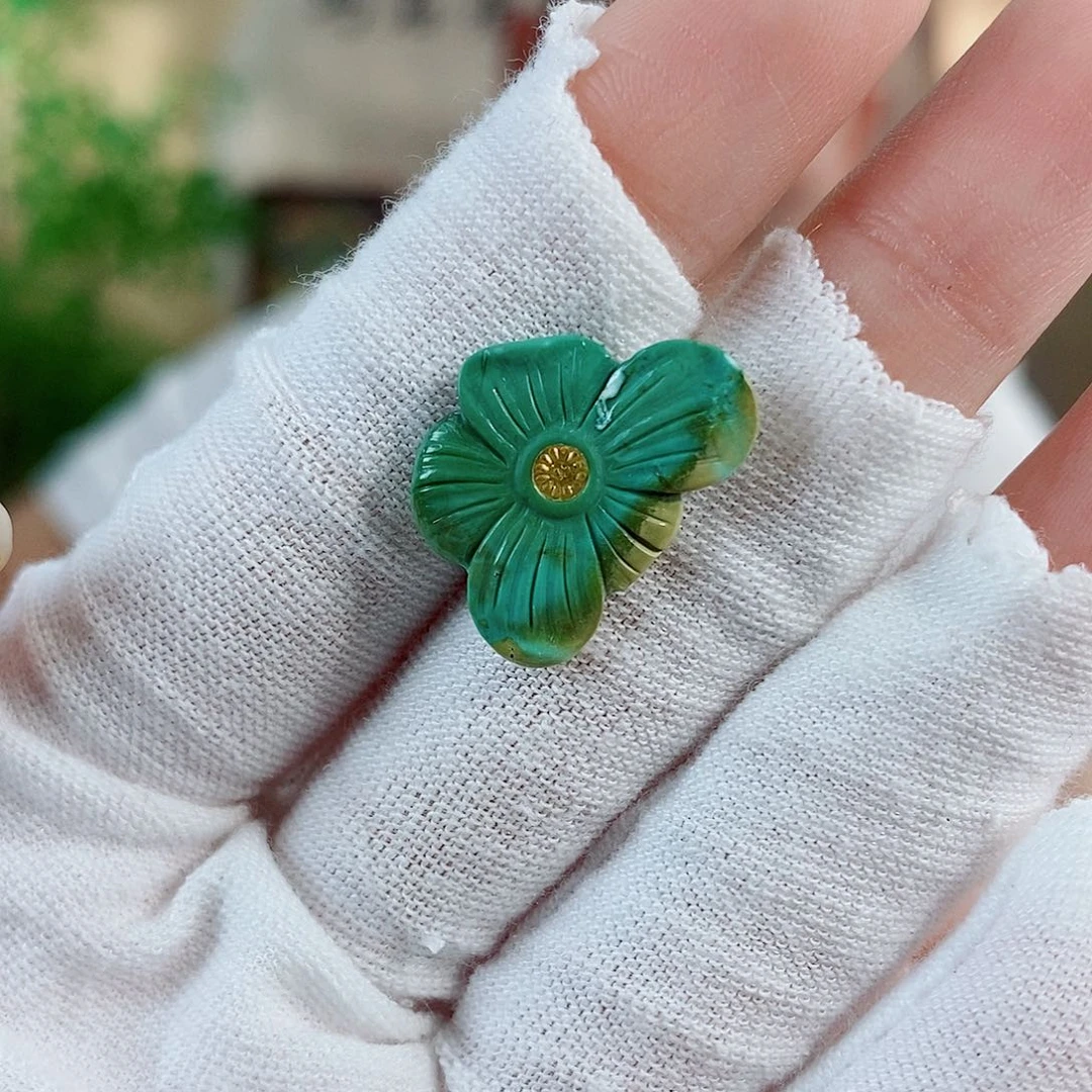 未镶嵌绿松石珠宝奇石