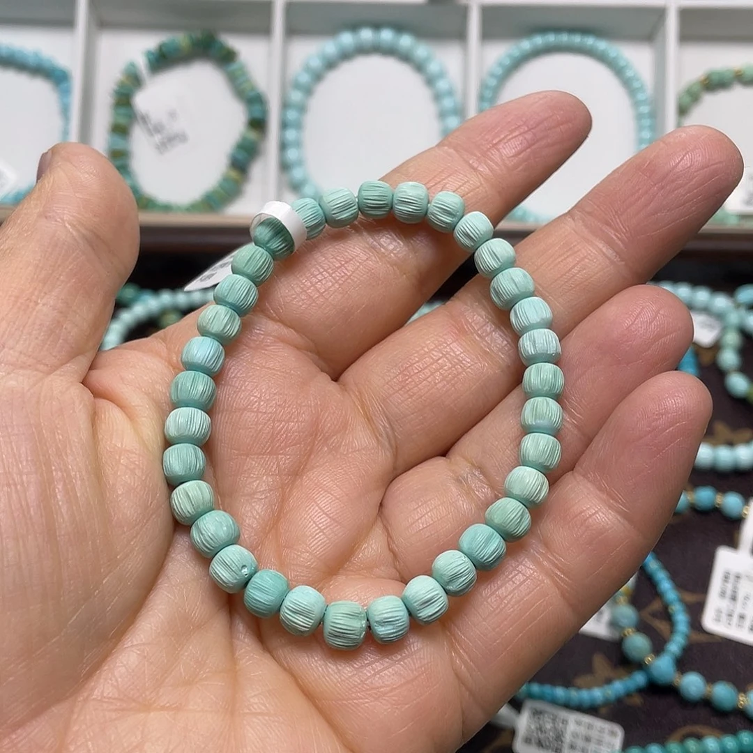 绿松石未镶嵌珠宝奇石023