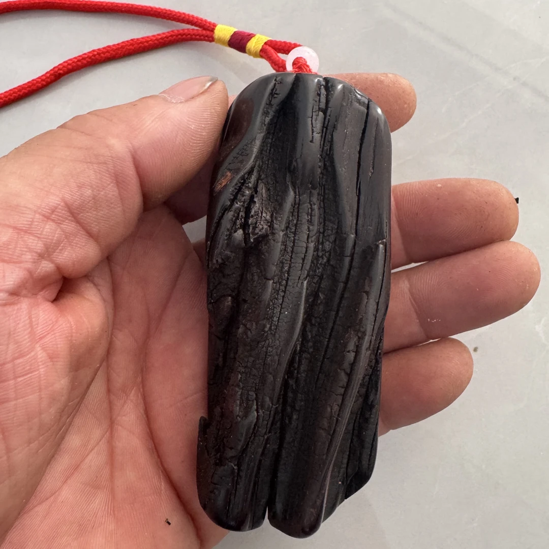 雷劈山桃木狠货把件一个（随机）包邮