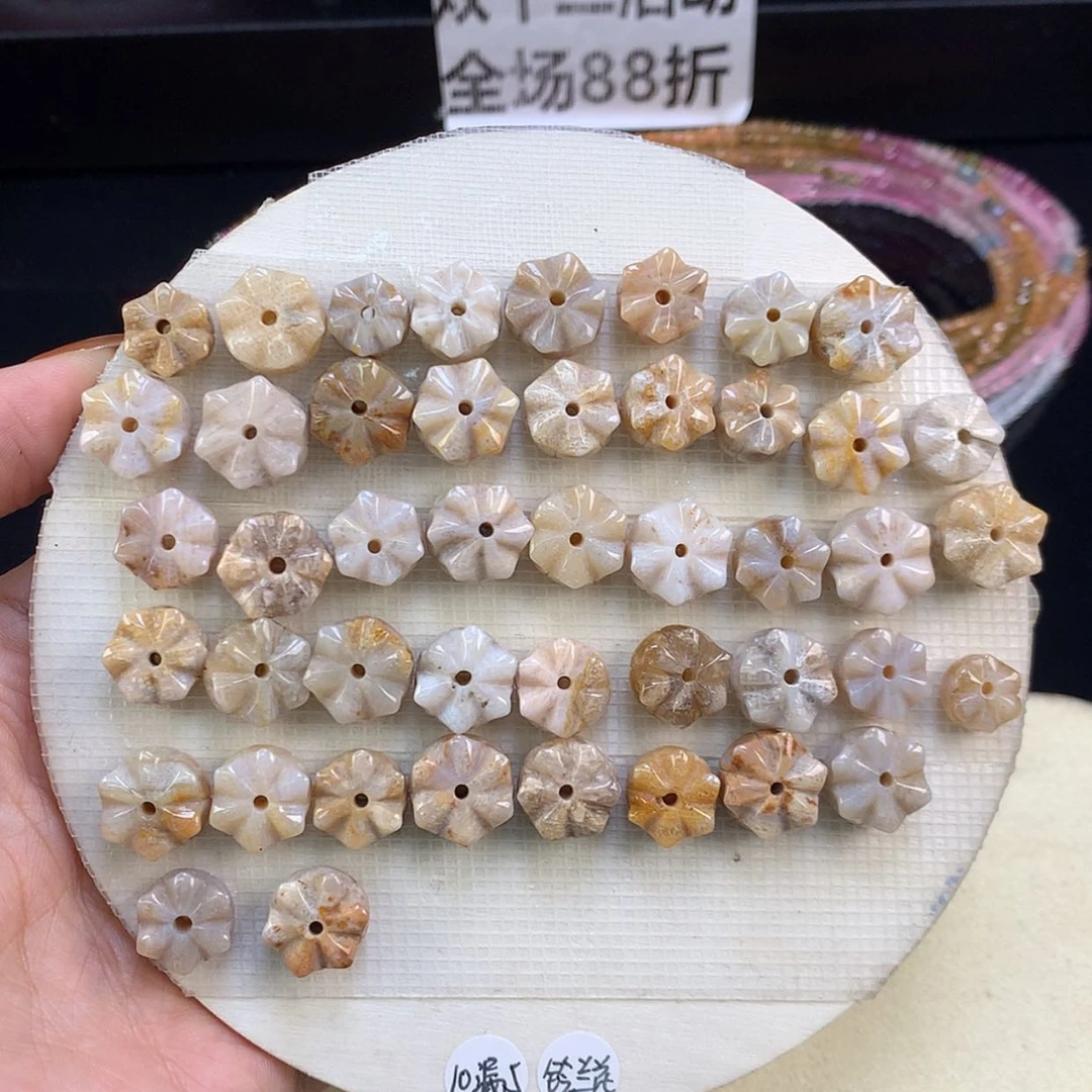 【闪购商品】颈饰未镶嵌硅化珊瑚（珊瑚玉）铃兰花10漏5还打88折（37）