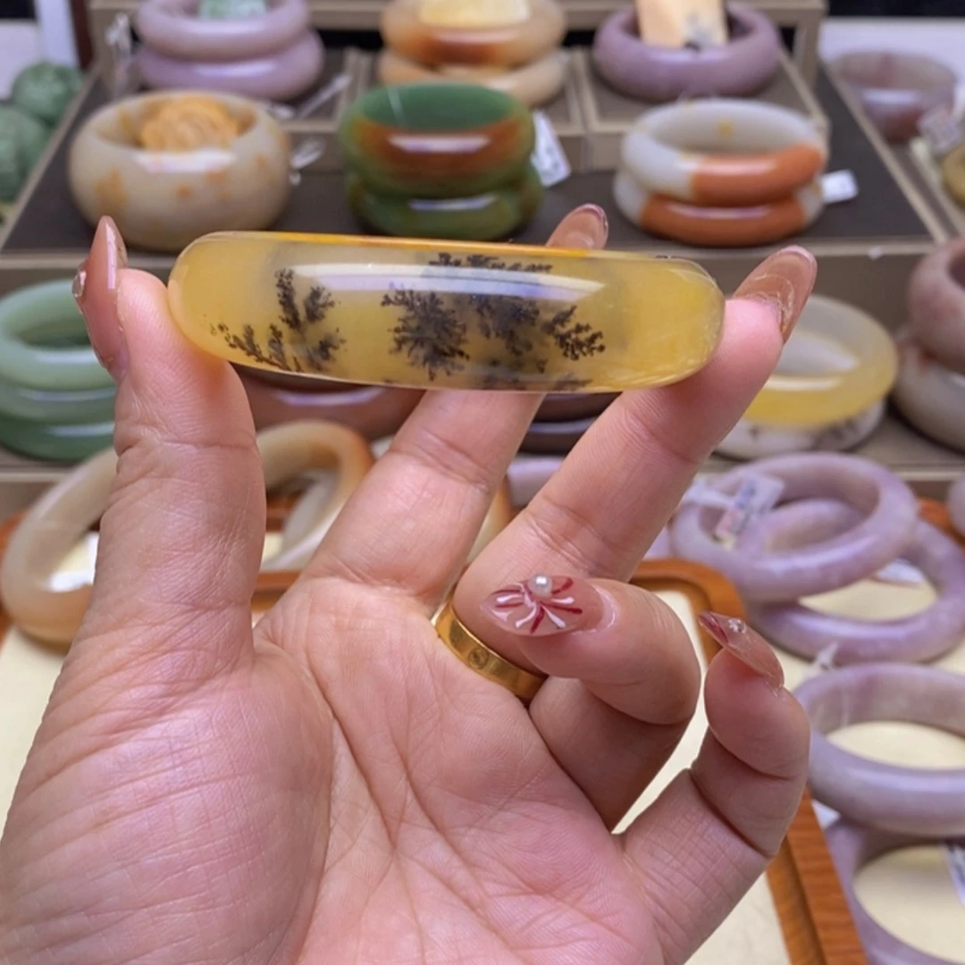 【闪购商品】石英质玉手镯未镶嵌车***配