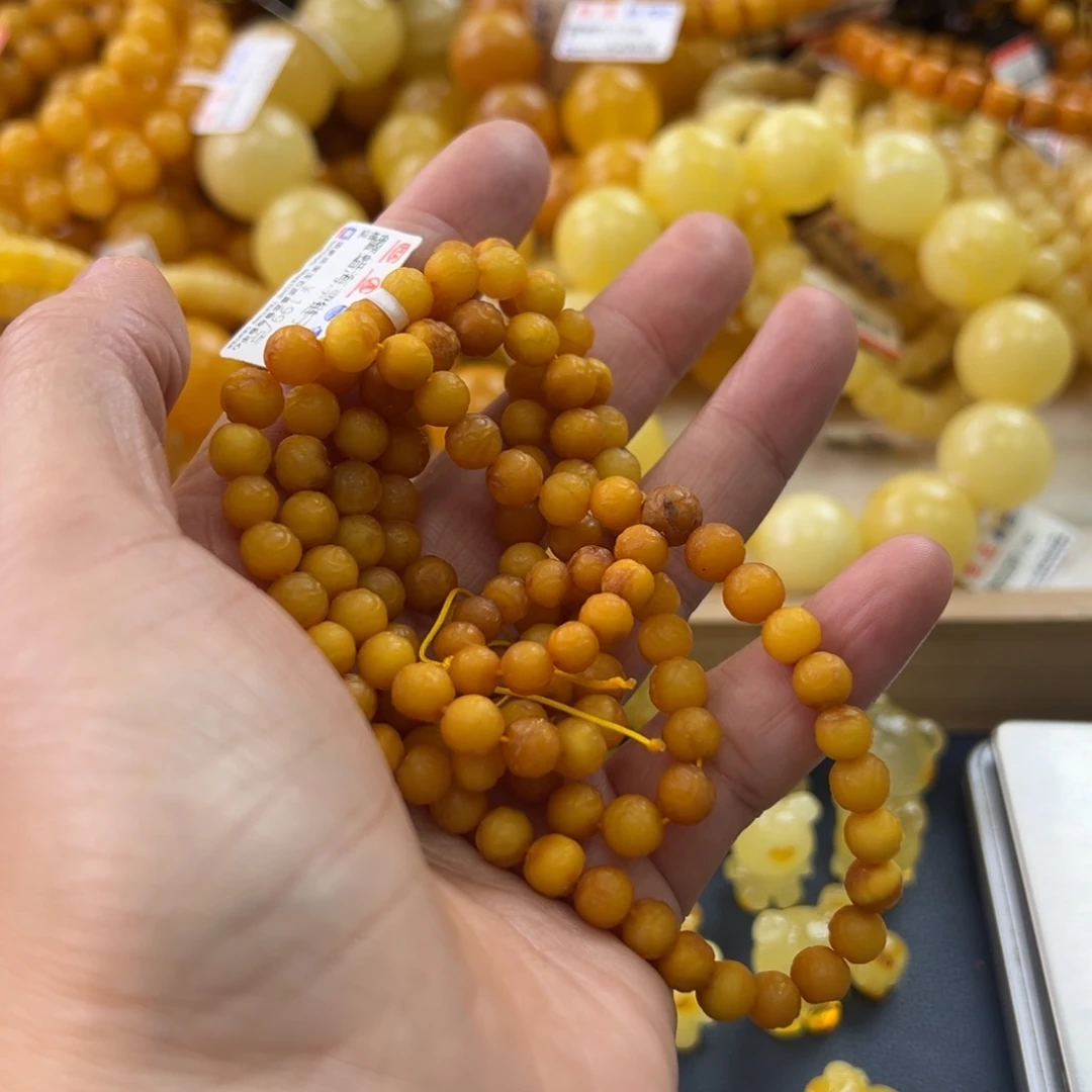 未镶嵌琥珀珠宝奇石