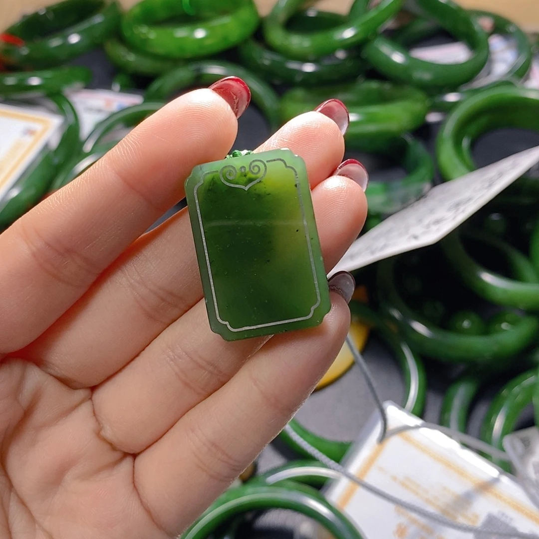 和田玉（碧玉）未镶嵌手链