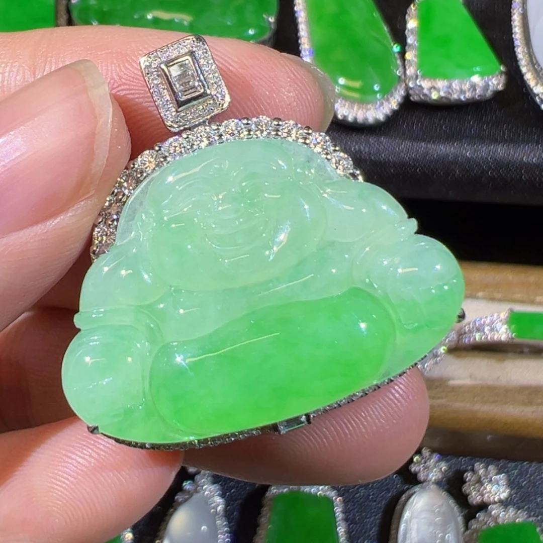 【闪购商品】颈饰18K金镶嵌翡翠缅甸翡翠