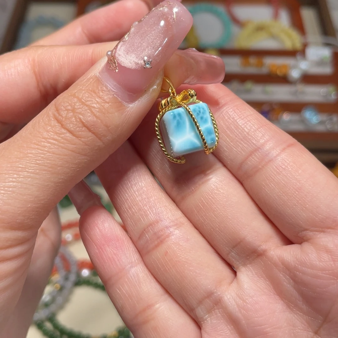 针钠钙石（海纹石）吊坠(不含链)未镶嵌