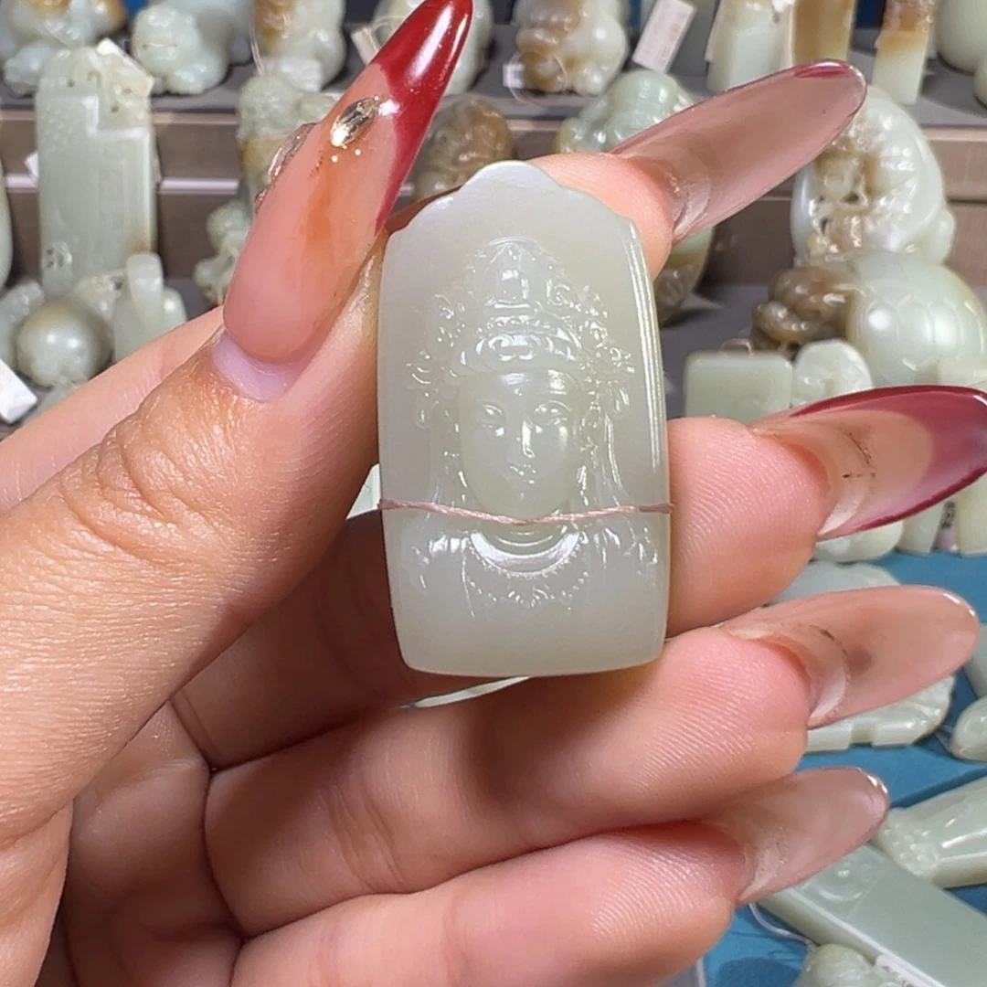 和田玉（糖玉）未镶嵌颈饰