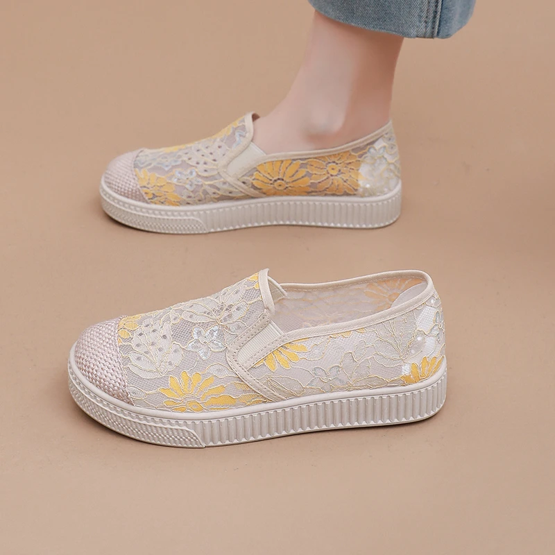 夏季新款老北京布鞋休闲网鞋透气舒适女单鞋软底防滑一脚蹬妈妈鞋