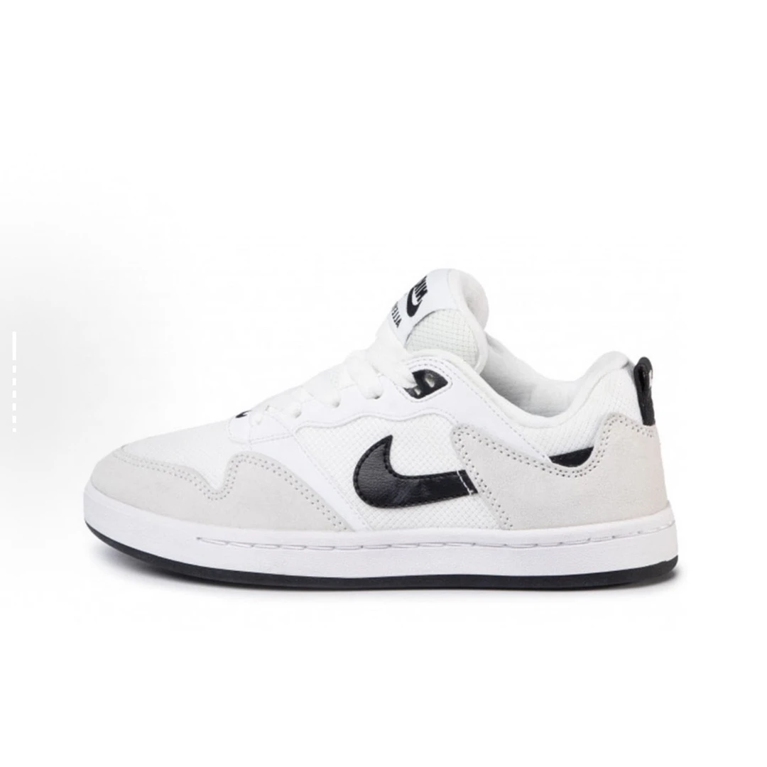 Nike SB Alleyoop 潮流舒适 低帮 板鞋 女款 白黑