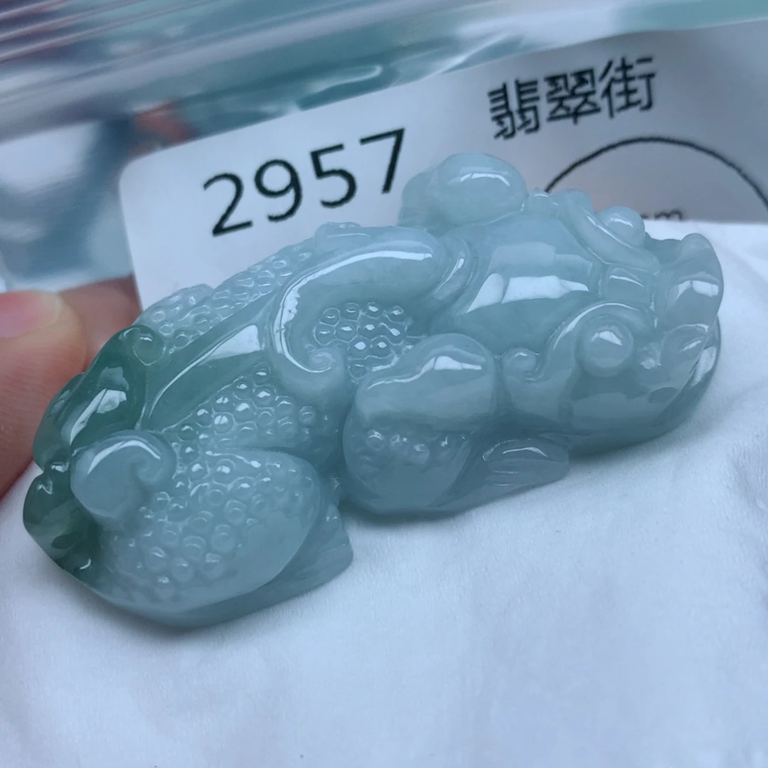 翡翠未镶嵌颈饰珠子