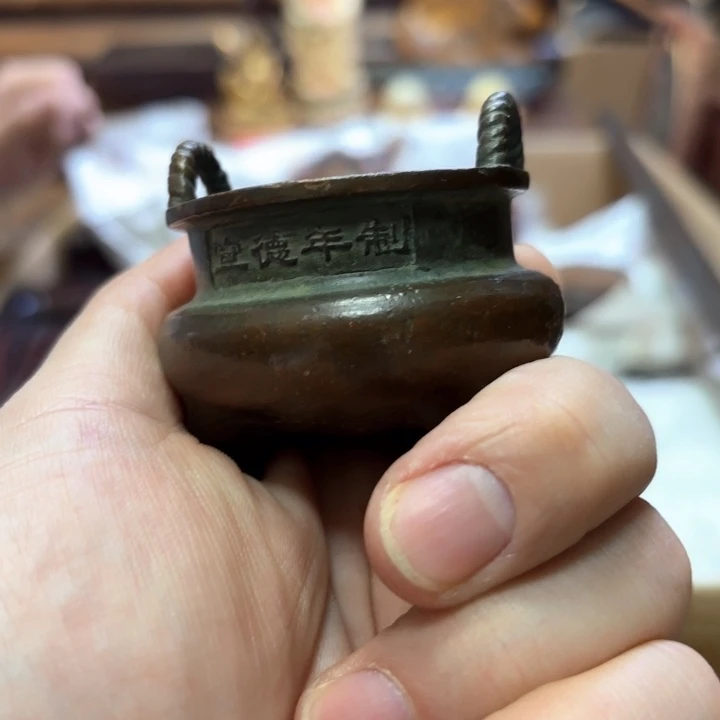 瓷片精致雕刻工艺