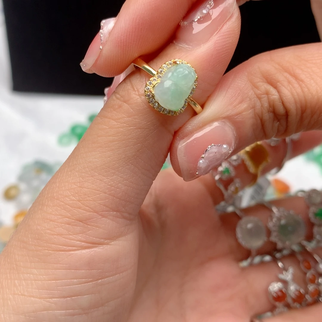 翡翠戒指银S925镶嵌打****甲11111111