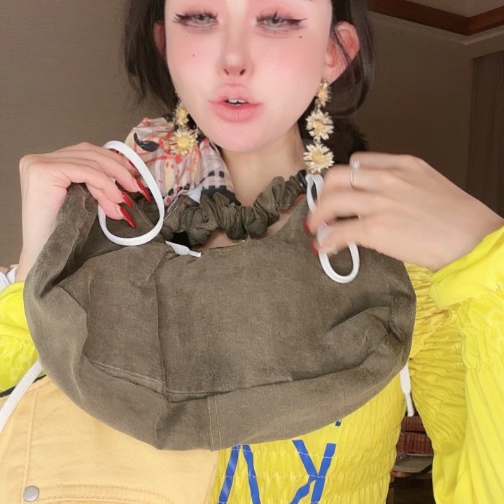 【闪购商品】羊羔毛A****心