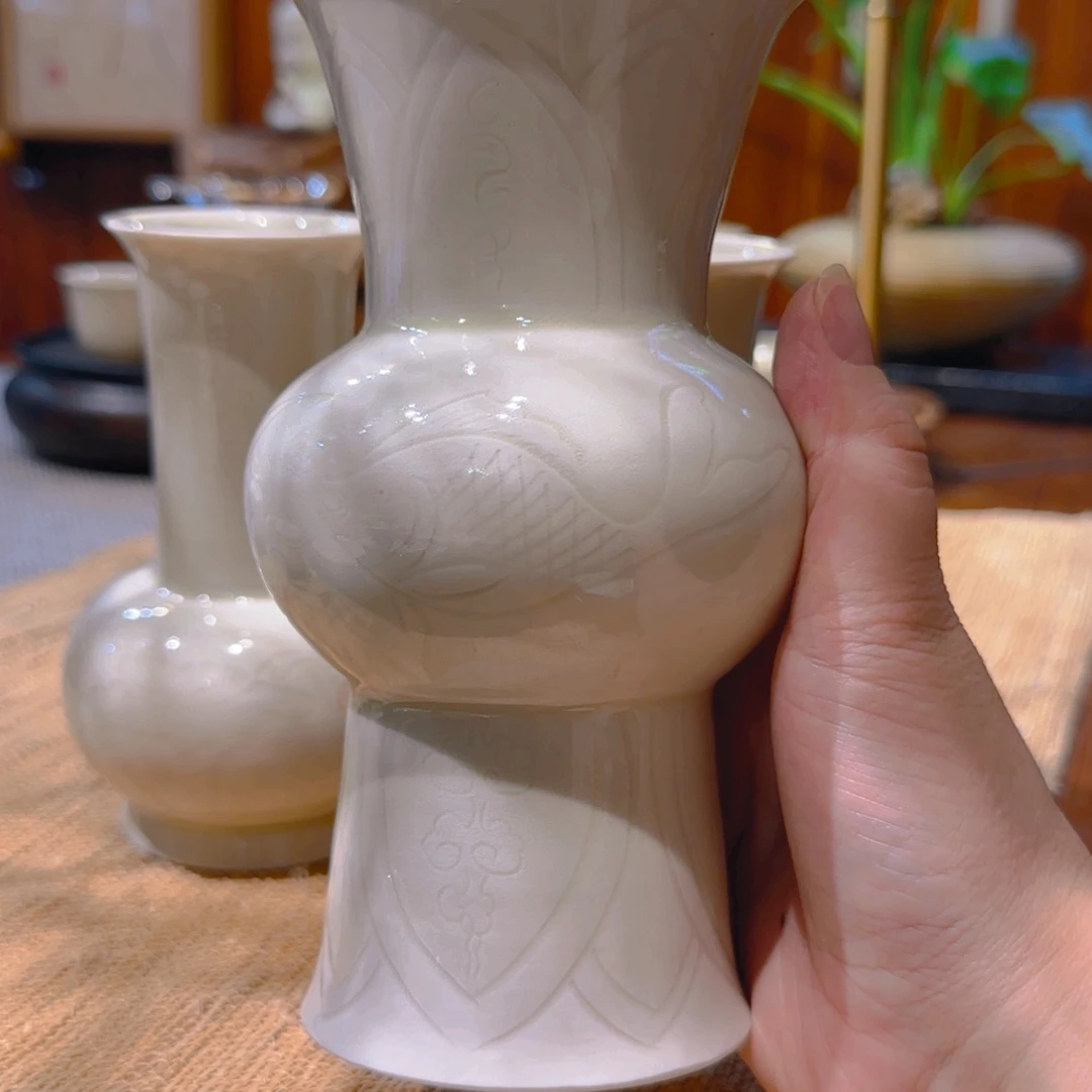 念*卿微澜定瓷 花毂66666666