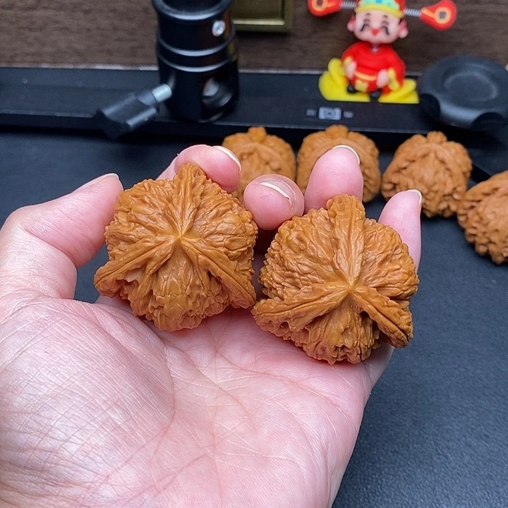 与***说把件文玩核桃白奔