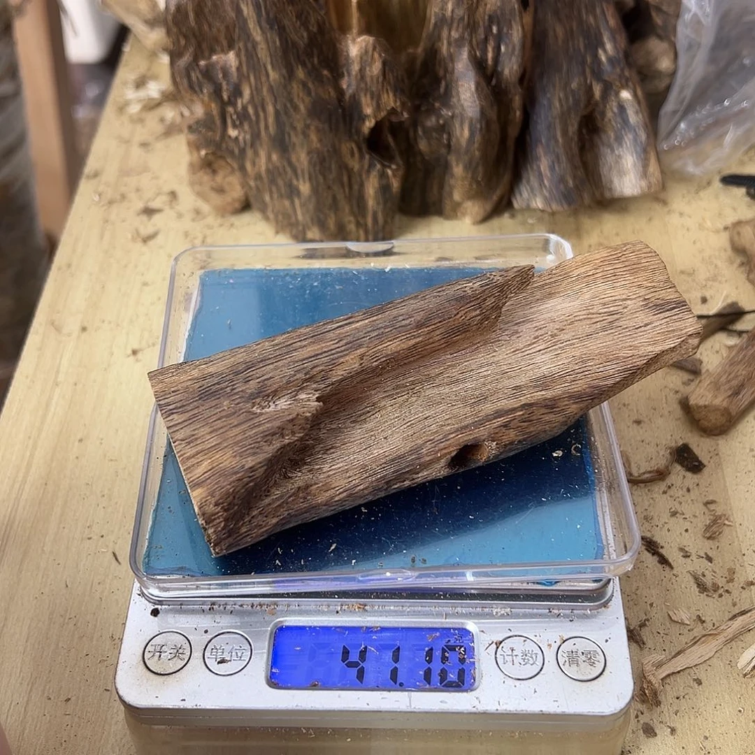 香料绿奇楠虫漏41克乌身