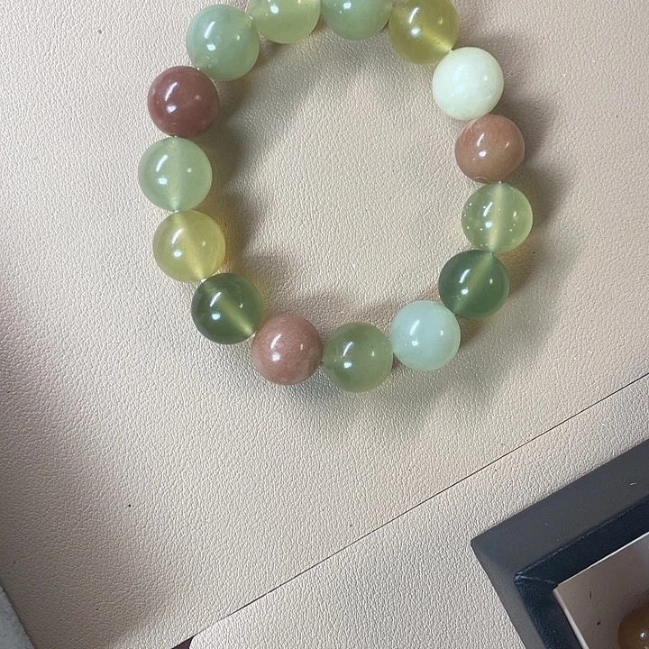 蛇纹石玉未镶嵌手链