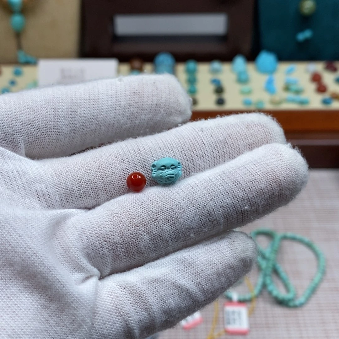 未镶嵌配饰南红玛瑙