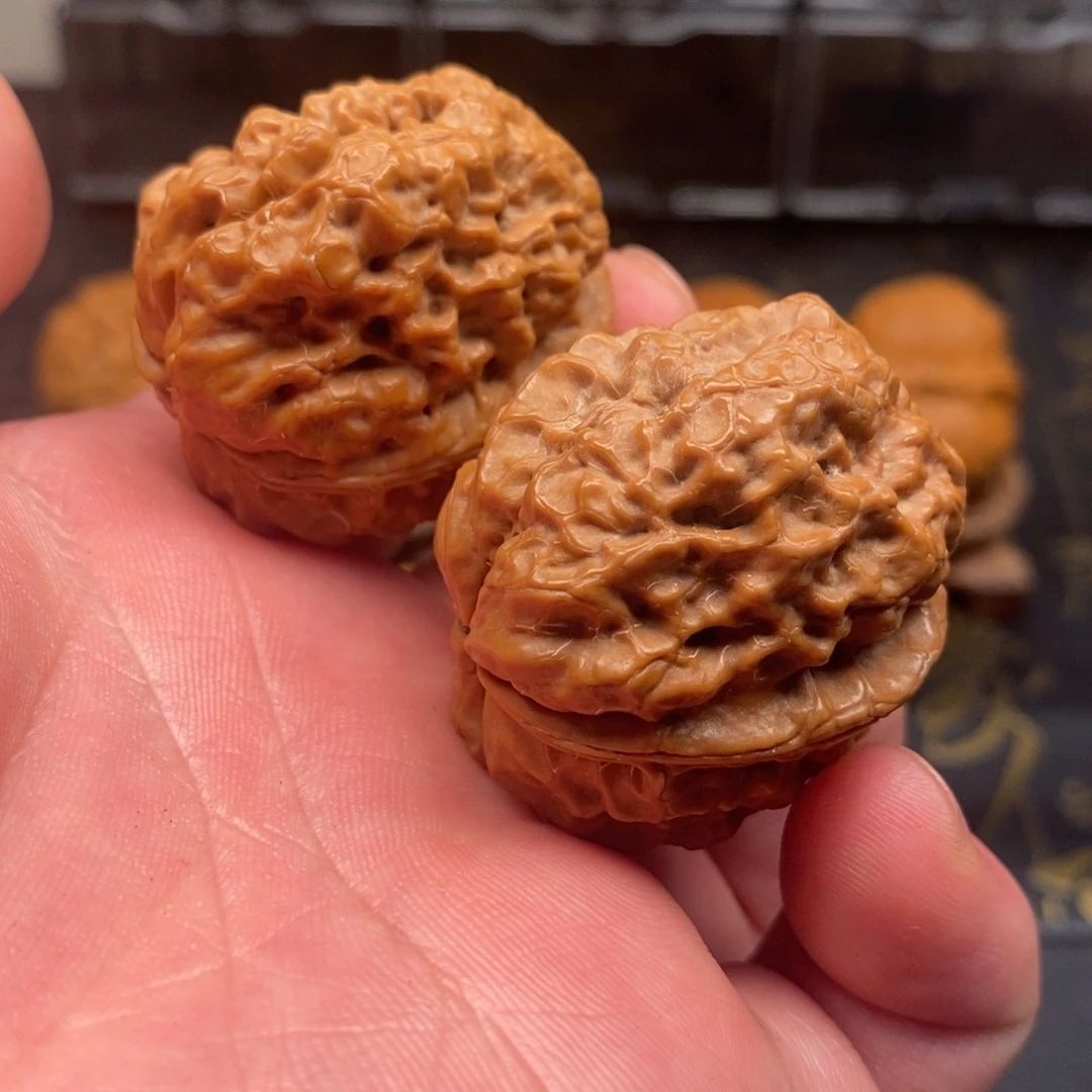 吊坠文玩核桃赖格宝