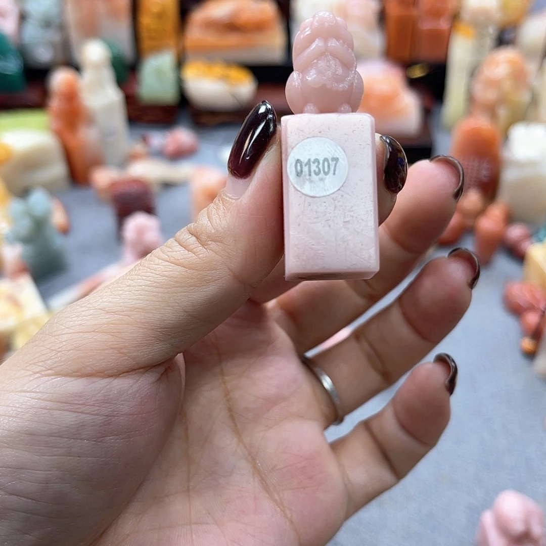 寿山石印石是**哥1307包邮包刻