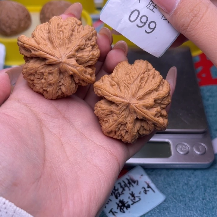 把件文玩核桃粗筋47.099