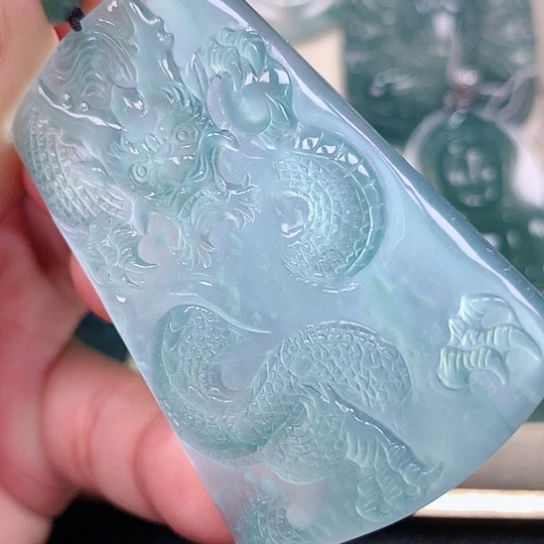 【闪购商品】颈饰未镶嵌翡翠