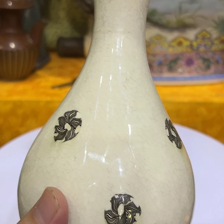 丁***）瓷片摆件等各种工具进行