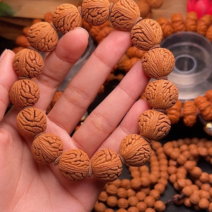 手串桃核精品绣球手串1.7