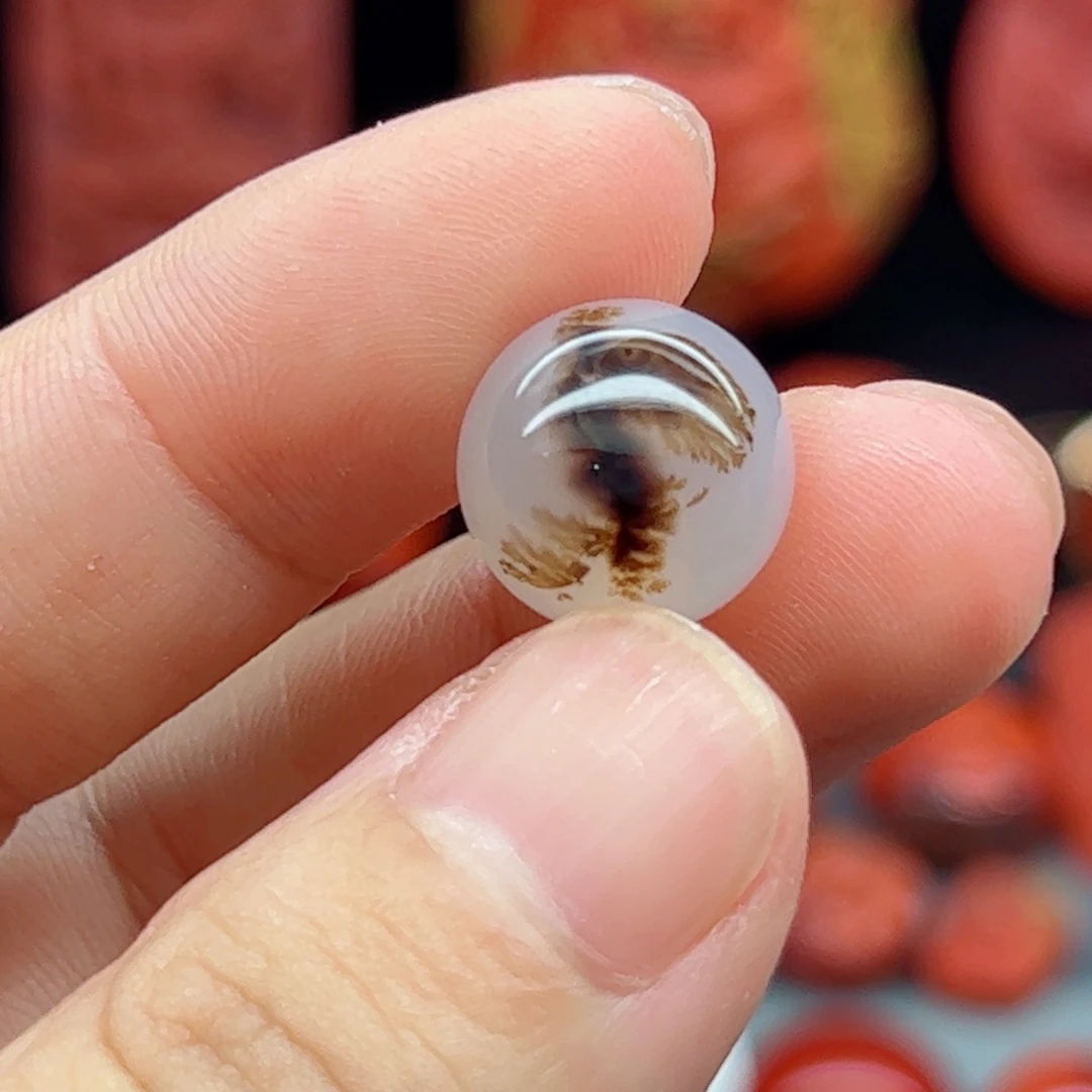 南红玛瑙配饰未镶嵌