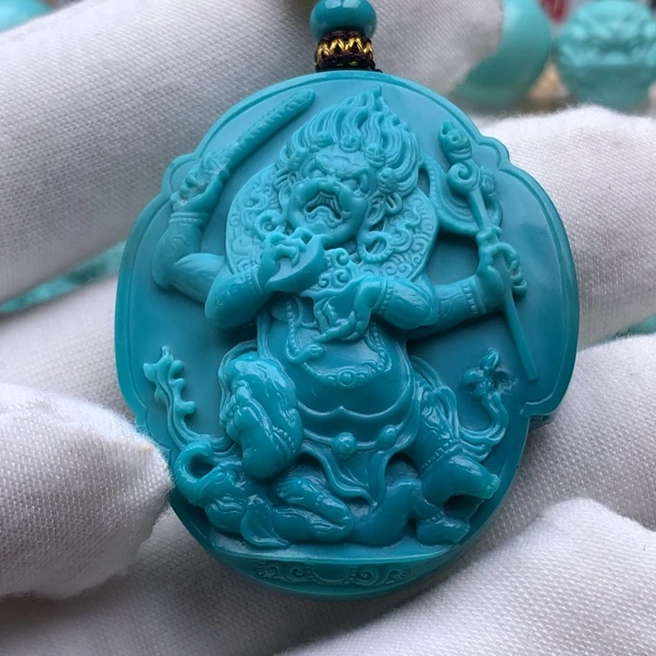 绿松石未镶嵌颈饰