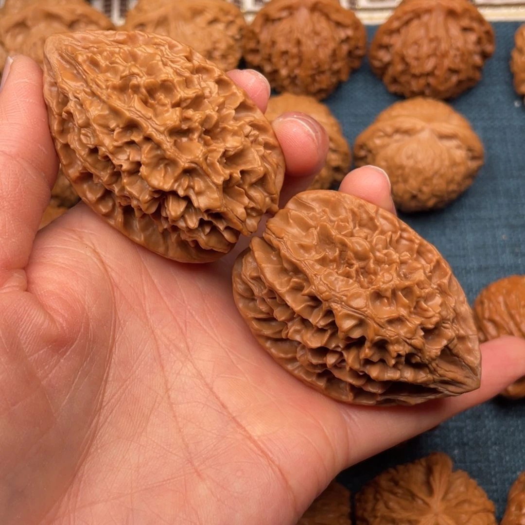 文玩核桃把件40全品招财鼠57克