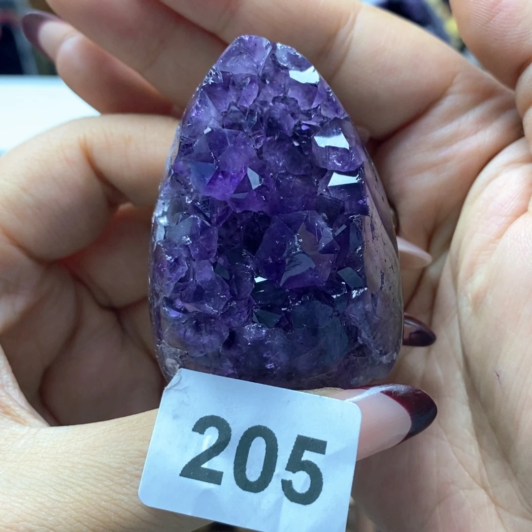 紫晶未镶嵌大型摆件（非配饰）