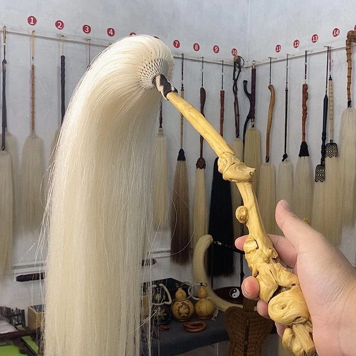 降龙木拂尘一物一拍