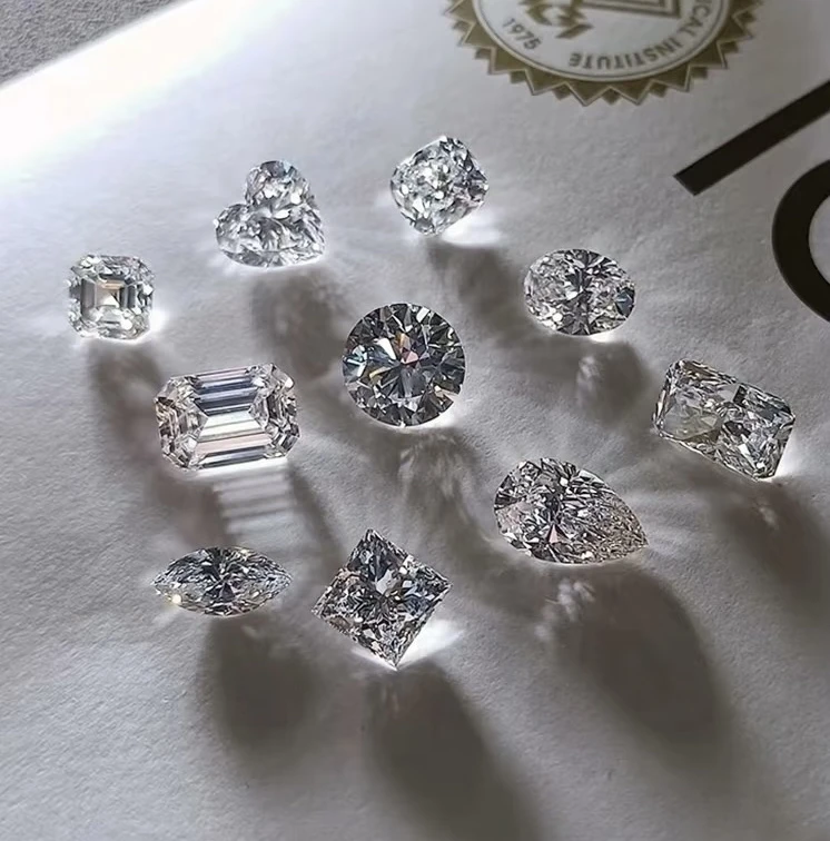 华子钻白色透底天花板