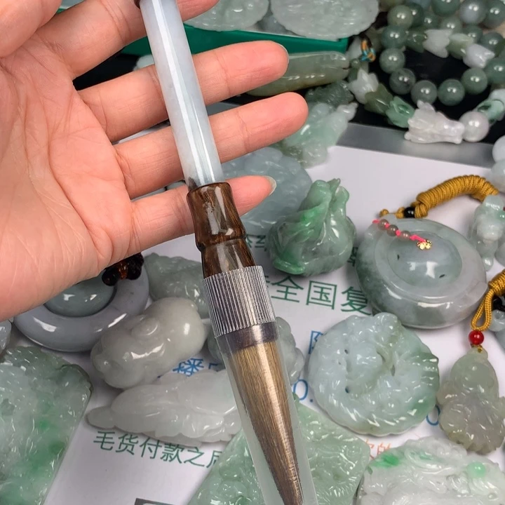 梅***姐翡翠未镶嵌颈饰翡翠