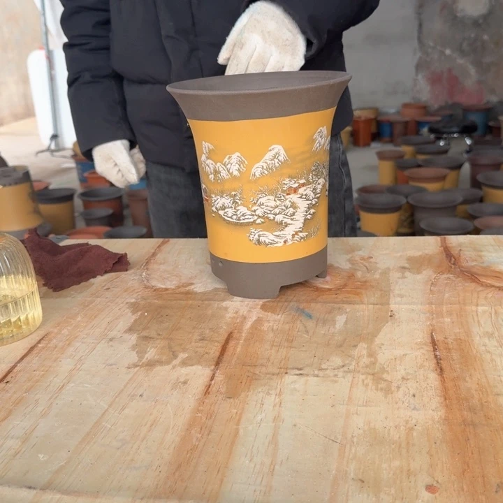 紫砂紫砂花盆s d f g g