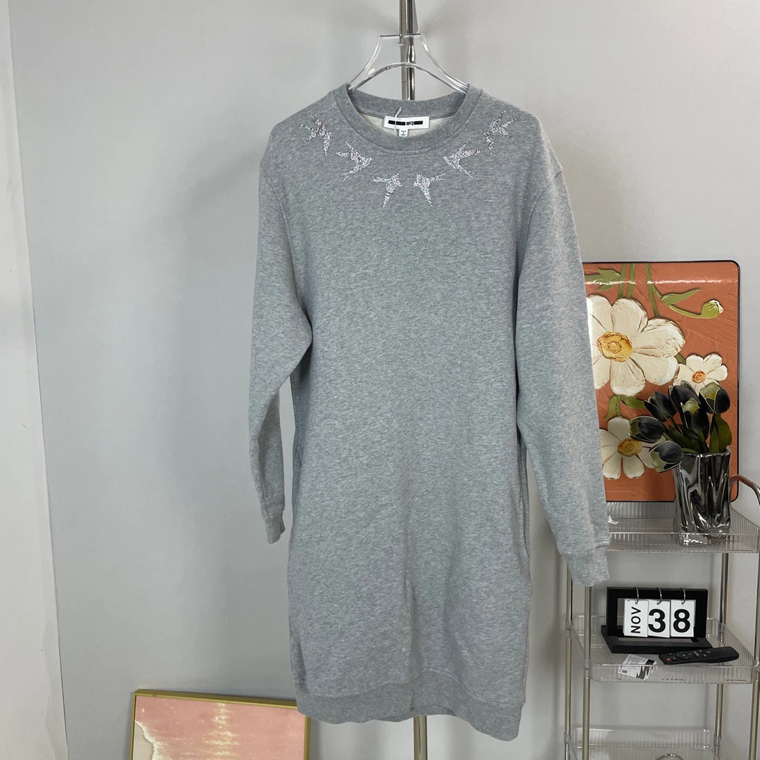 99新 Alexander McQueen/亚历山大·麦昆 A6895 灰色卫衣裙肩宽45