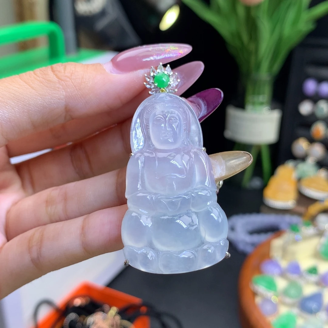 翡翠18K金镶嵌颈饰