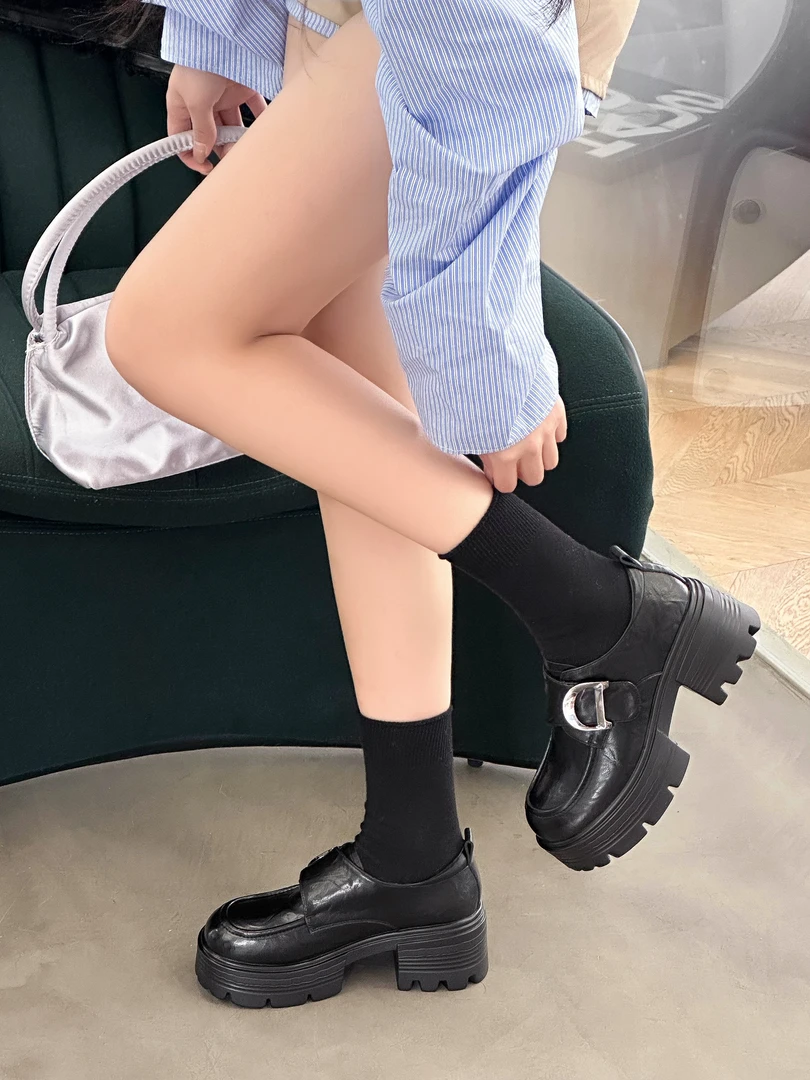 时尚休闲百搭复古黑色英伦风厚底乐福鞋圆头秋季女鞋皮鞋2025