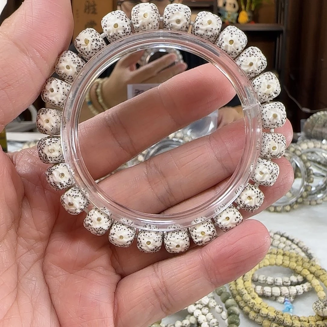 少***满星月菩提手串9.5顺白双留白傲然