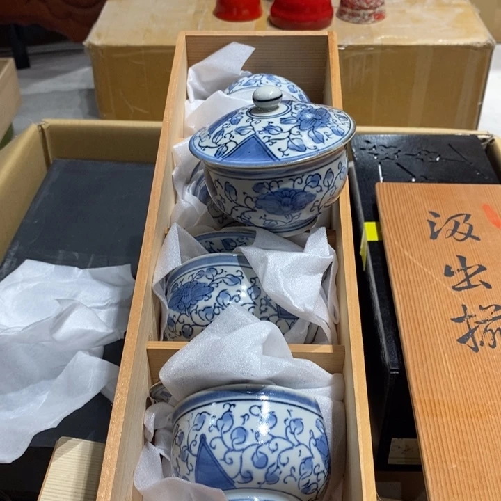 日本老瓷器盖杯大漏