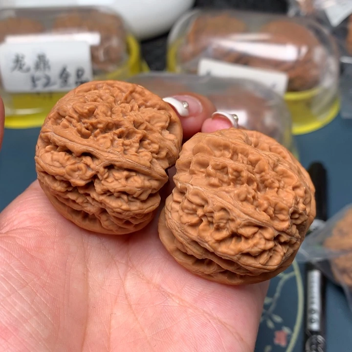 文玩核桃把件43-10172-9