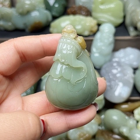 颈饰未镶嵌和田玉金**光