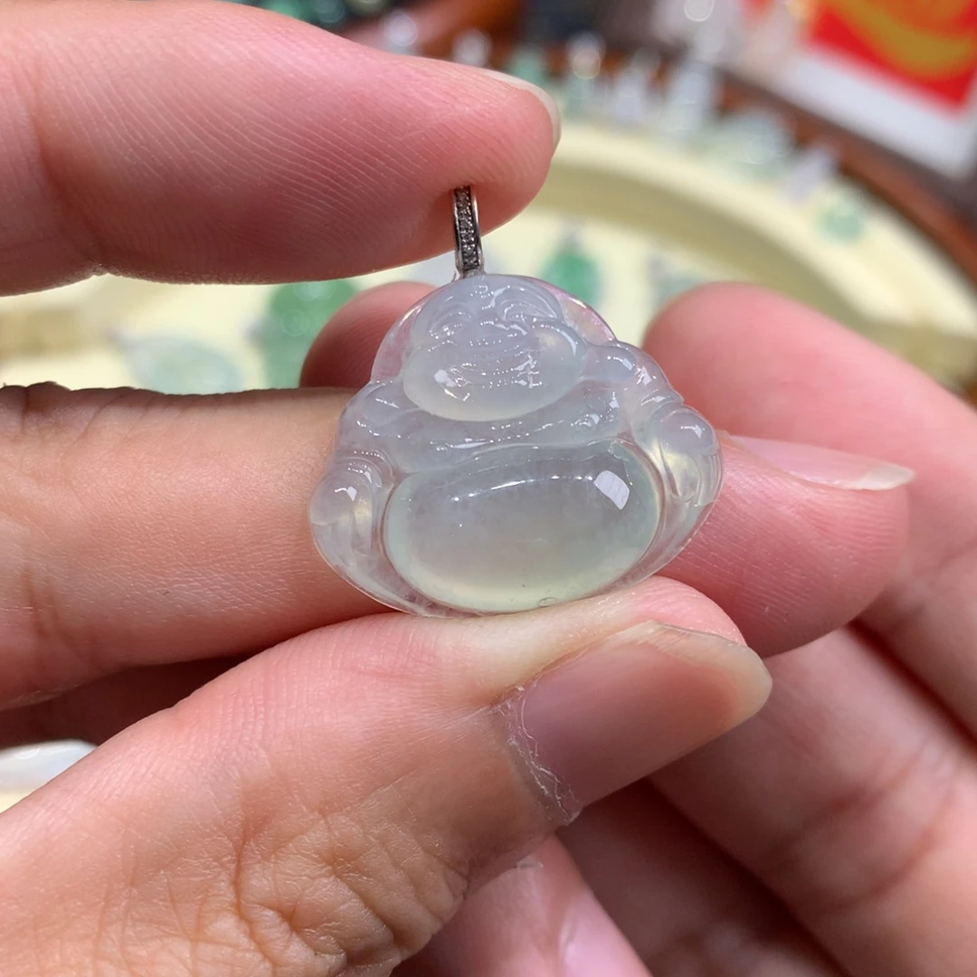 翡翠18K金镶嵌颈饰佛公