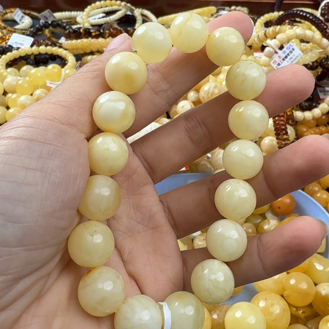 未镶嵌琥珀珠宝奇石