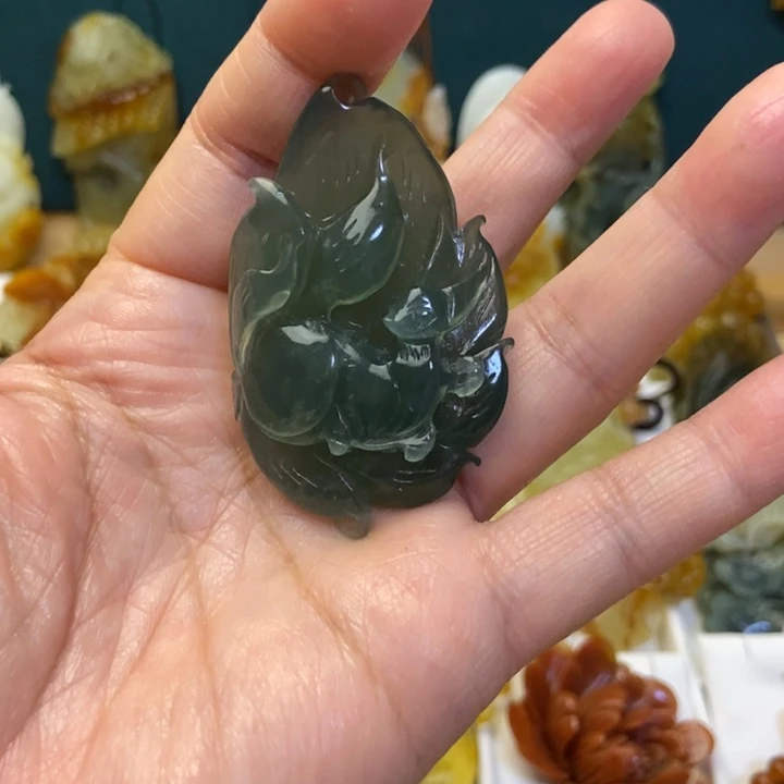 蛇纹石玉合金颈饰