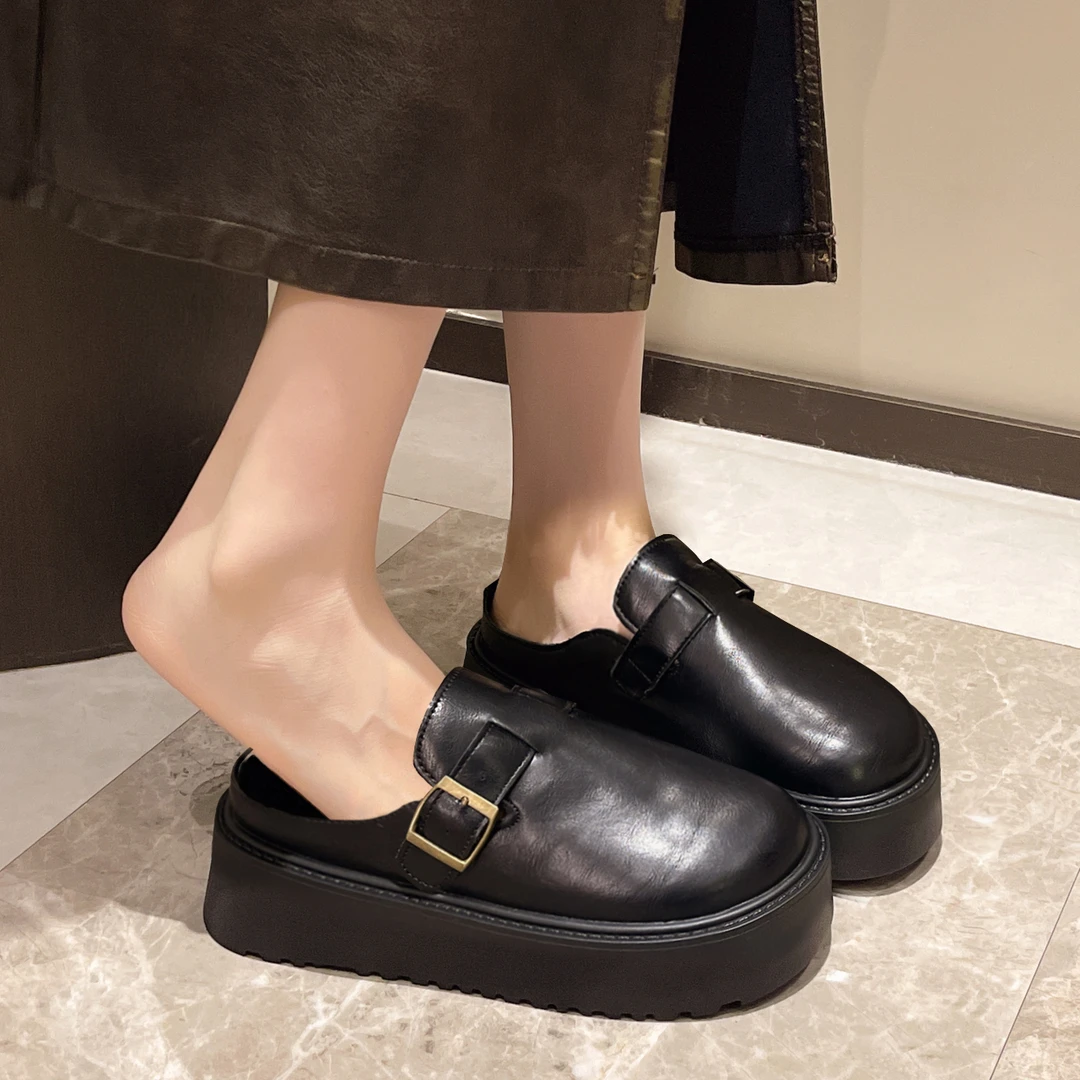 软面软底真皮勃肯鞋女2025春夏新款外穿皮带扣厚底包头半拖鞋女