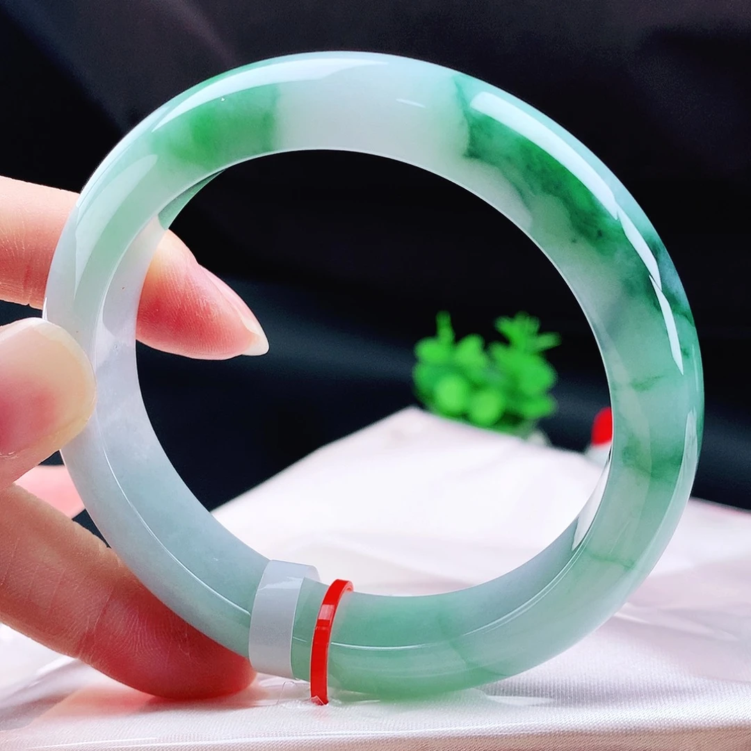 未镶嵌手镯翡翠57辣绿